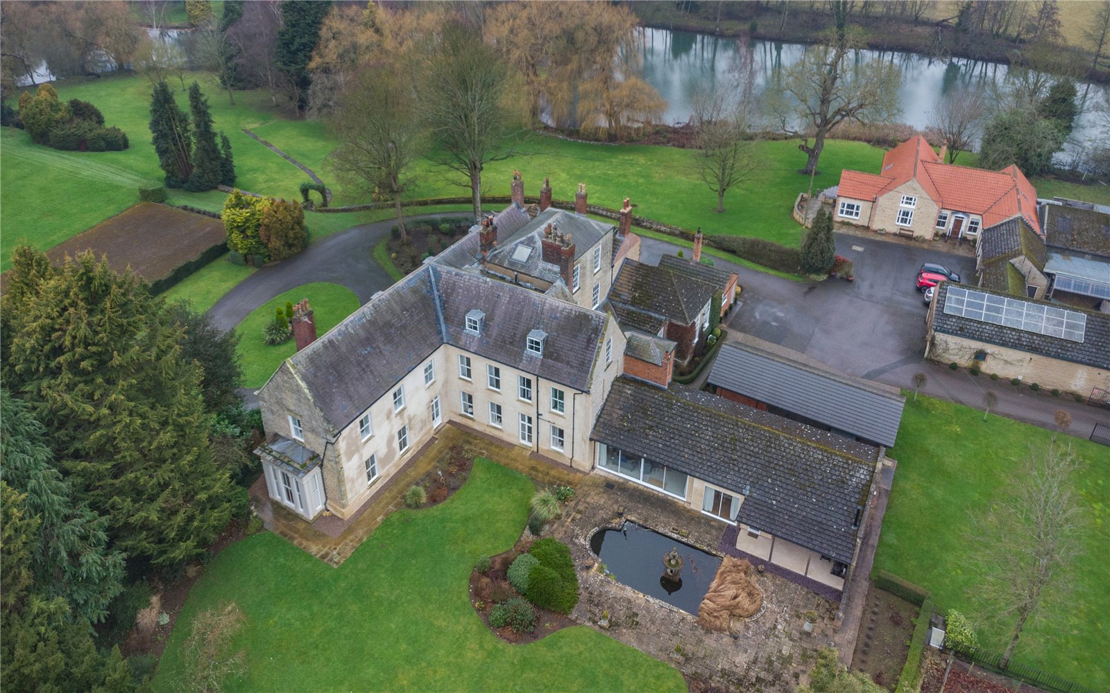 10 bedroom detached house for sale 0