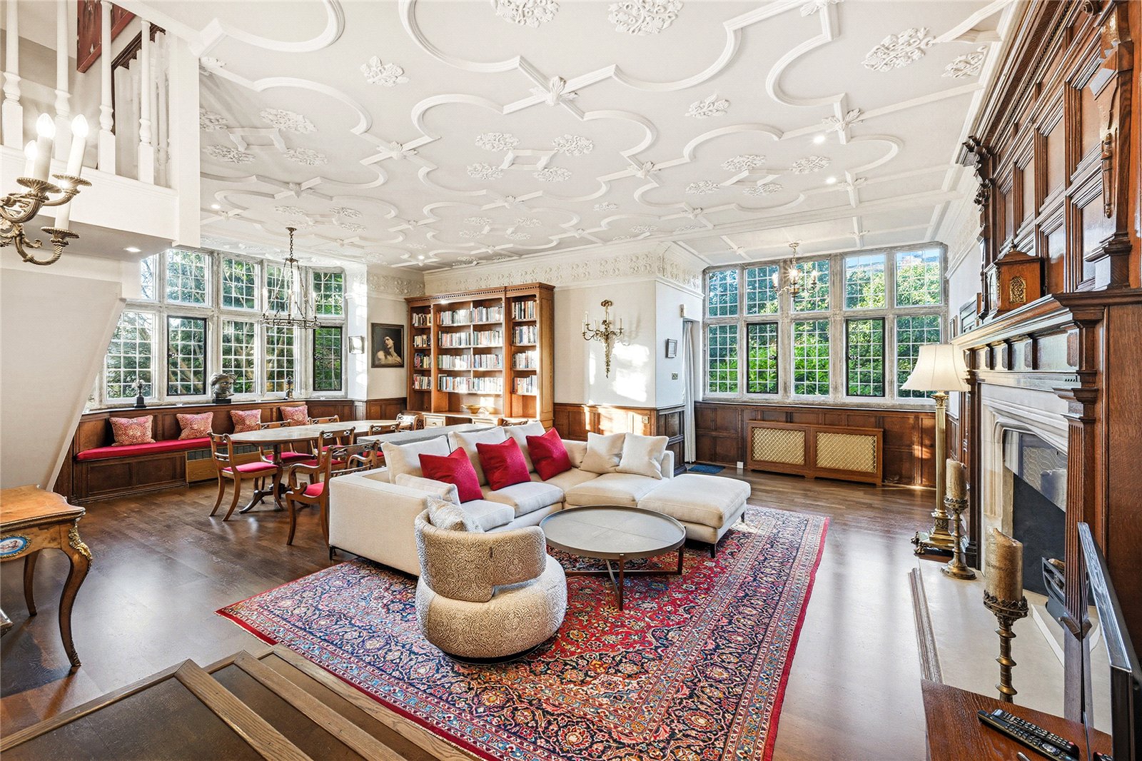 3 bedroom maisonette for sale 0