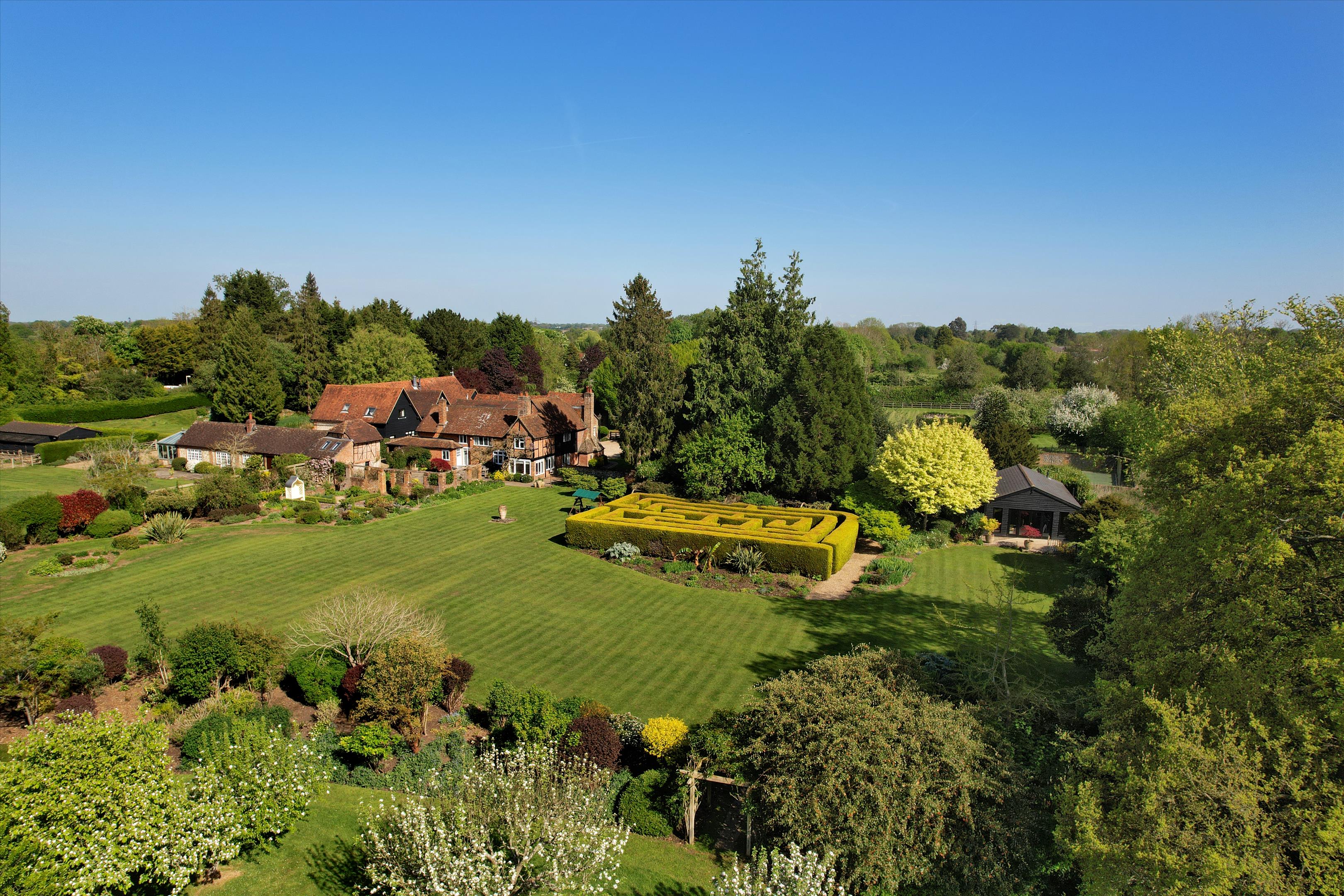 3 bedroom flat for sale in London