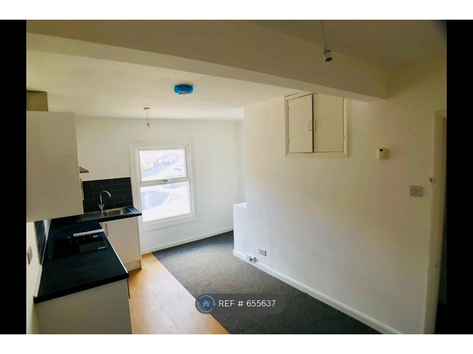 1 Bedroom Flat To Rent In Cardiff Road Watford Wd18 London