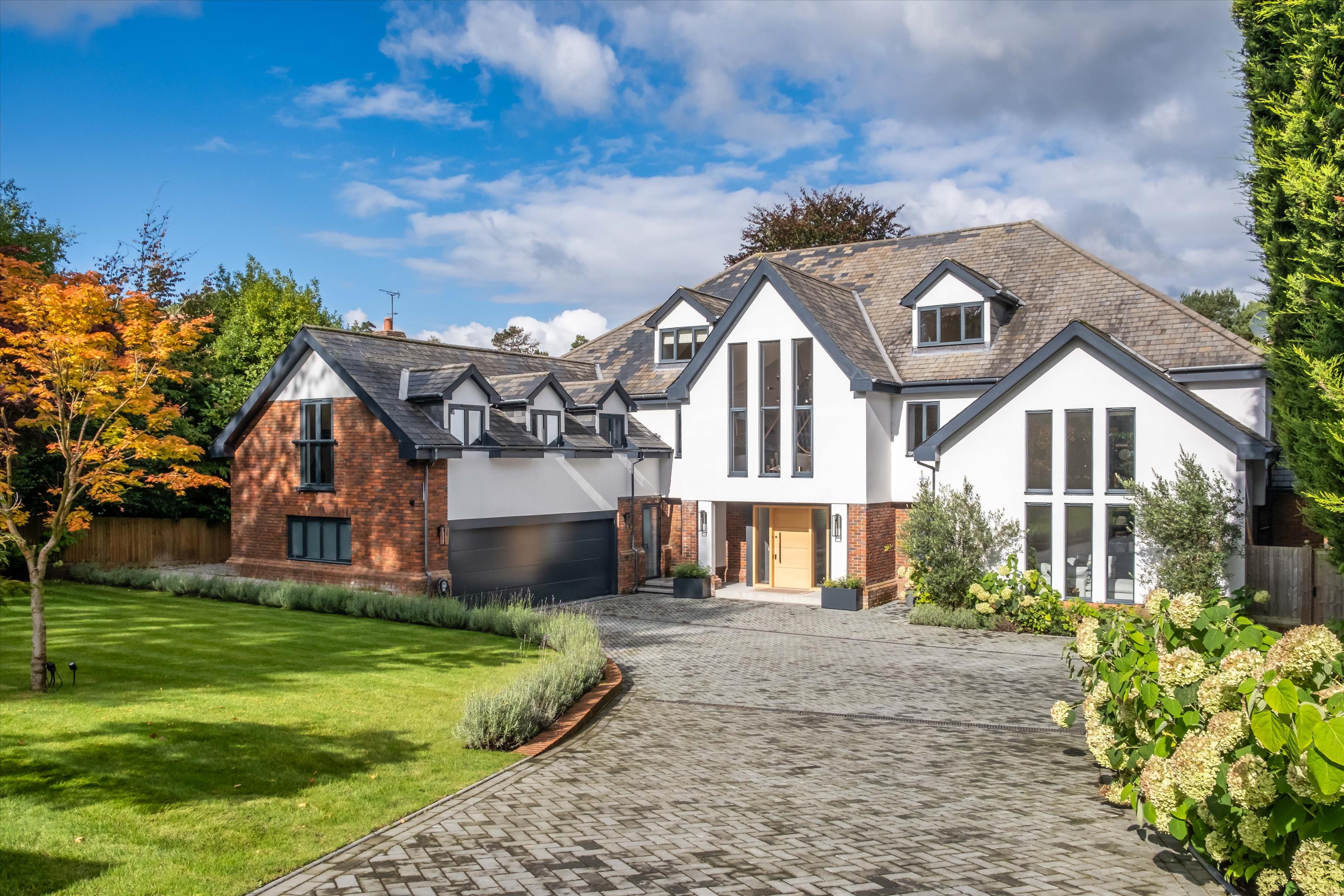 9 bedroom detached house for sale in Sidcup