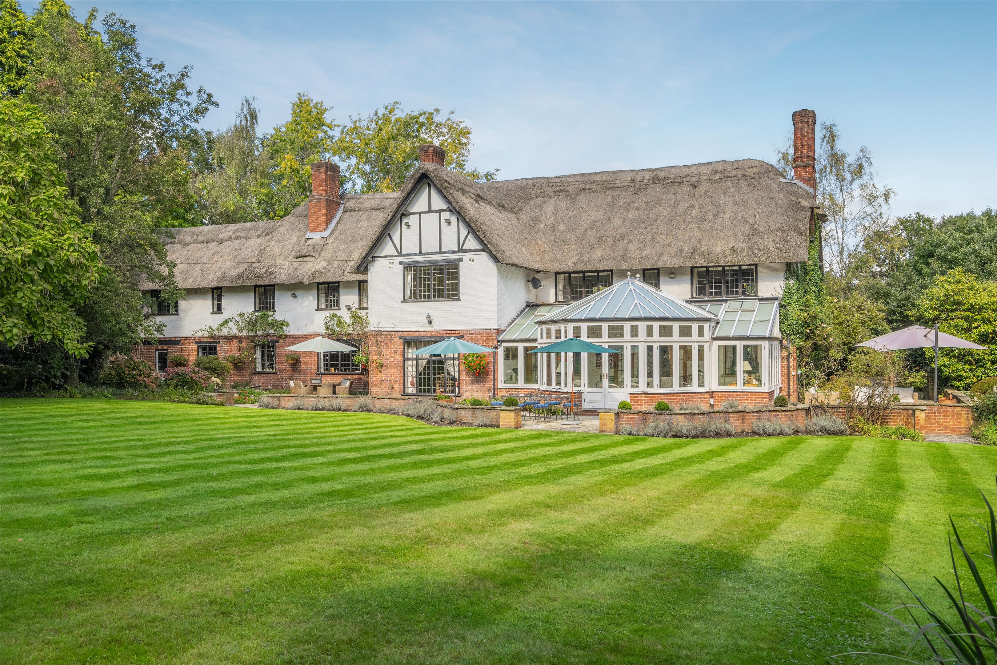 7 bedroom detached house for sale 0
