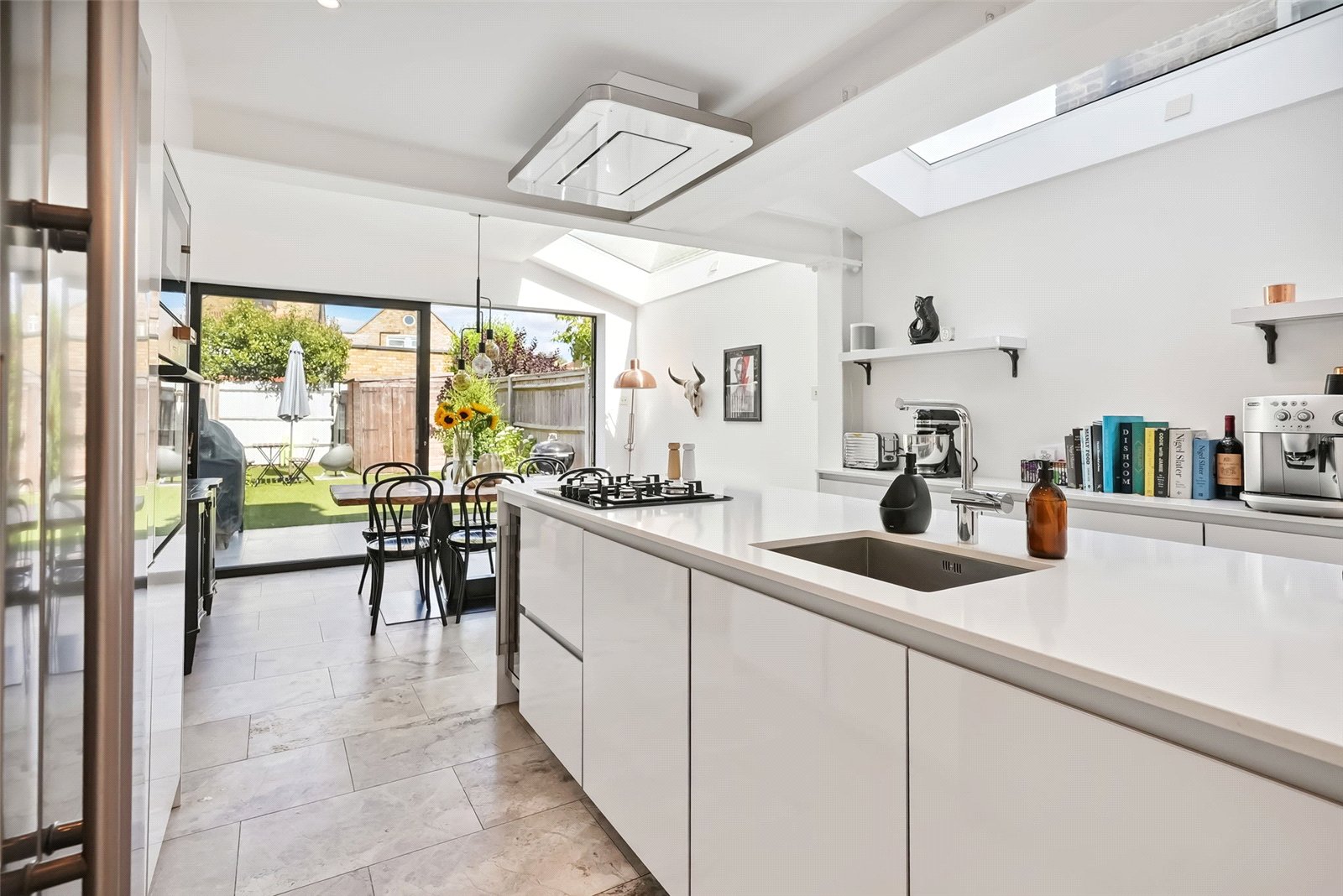 4 bedroom terraced house for sale 0