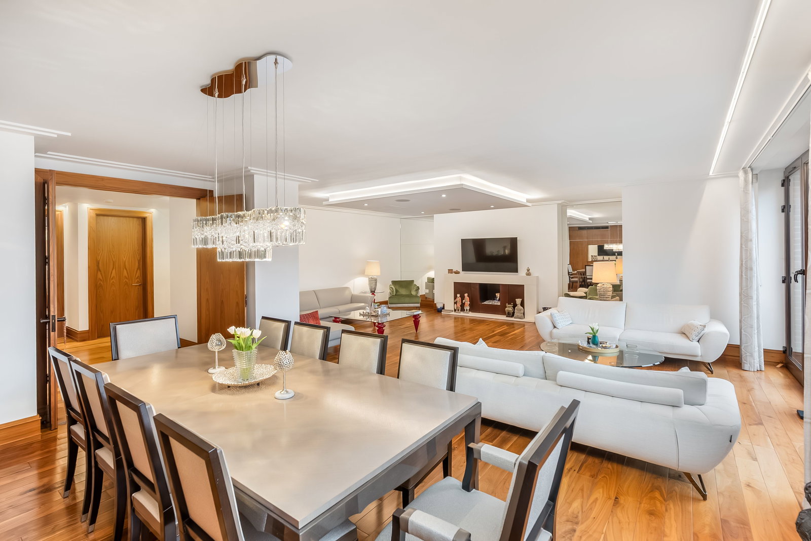 2 bedroom flat for sale 0