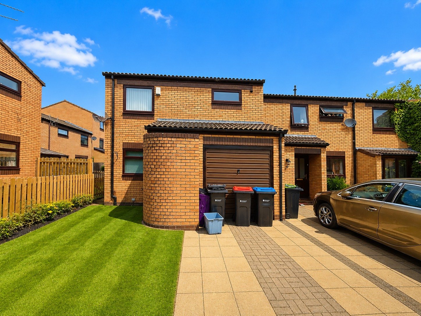 12 Hatherton Way,, Chester, Cheshire photo 2