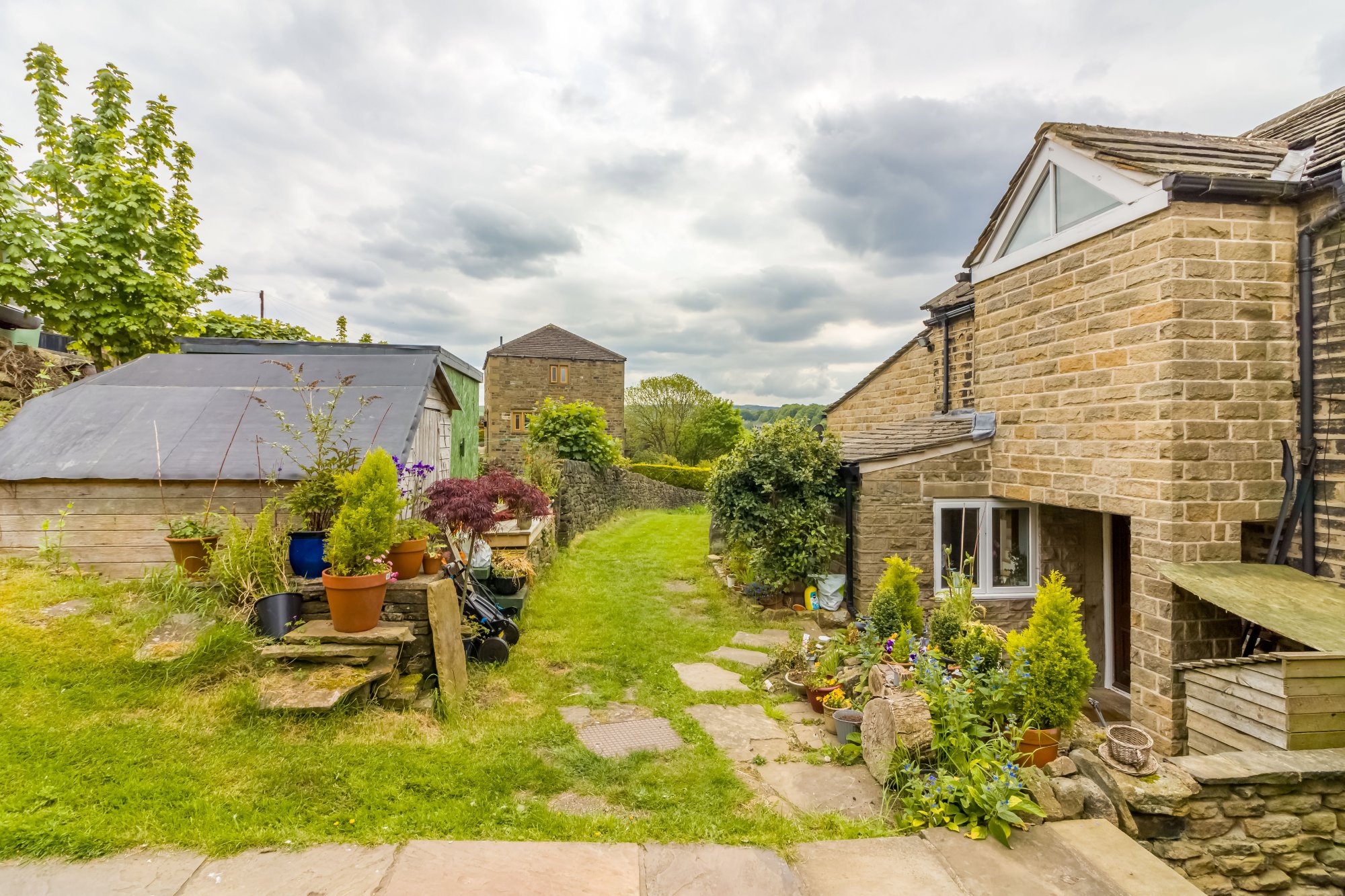 Photos of Cliff Road, Holmfirth HD9 64786231 PrimeLocation