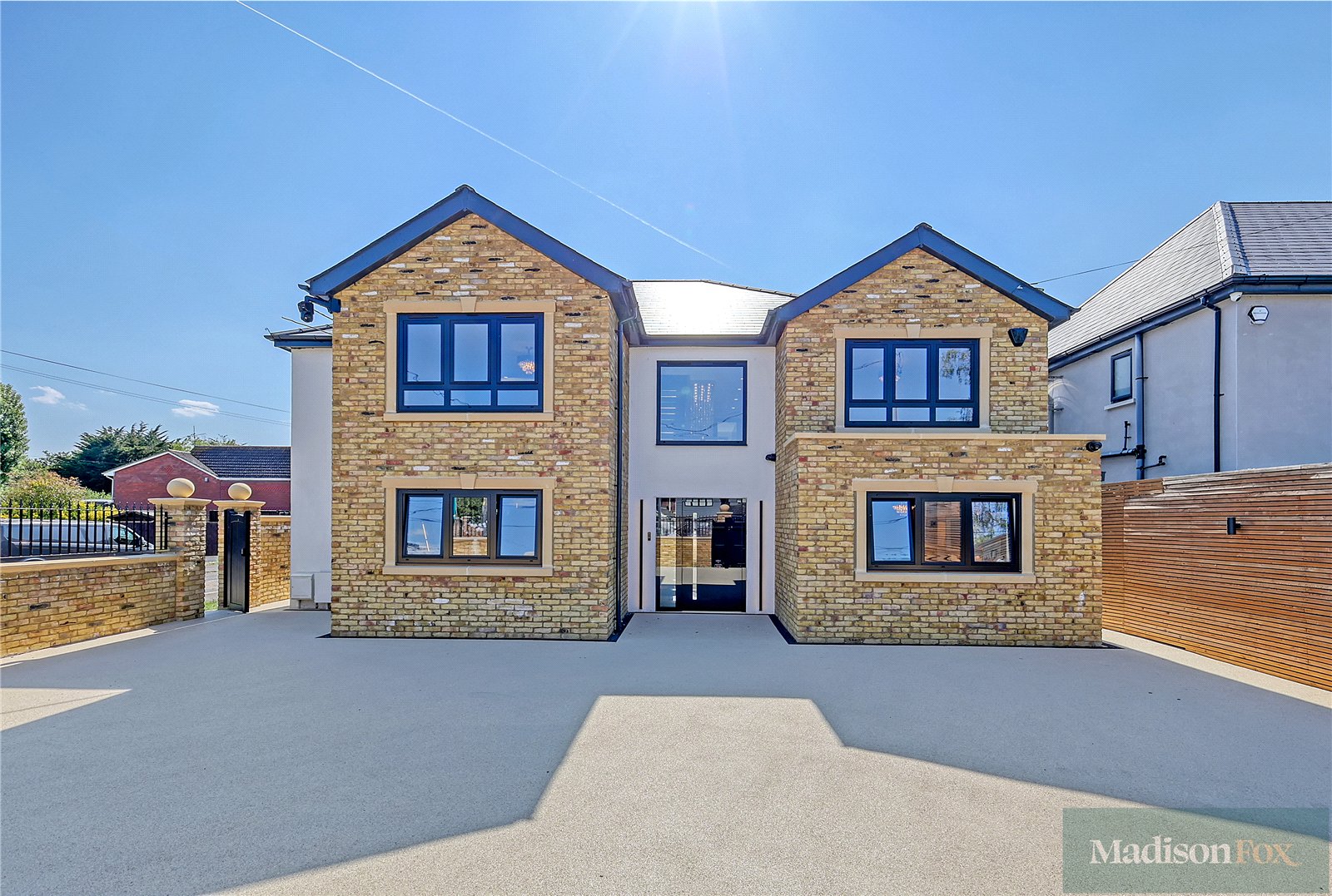 5 bedroom detached new house for sale