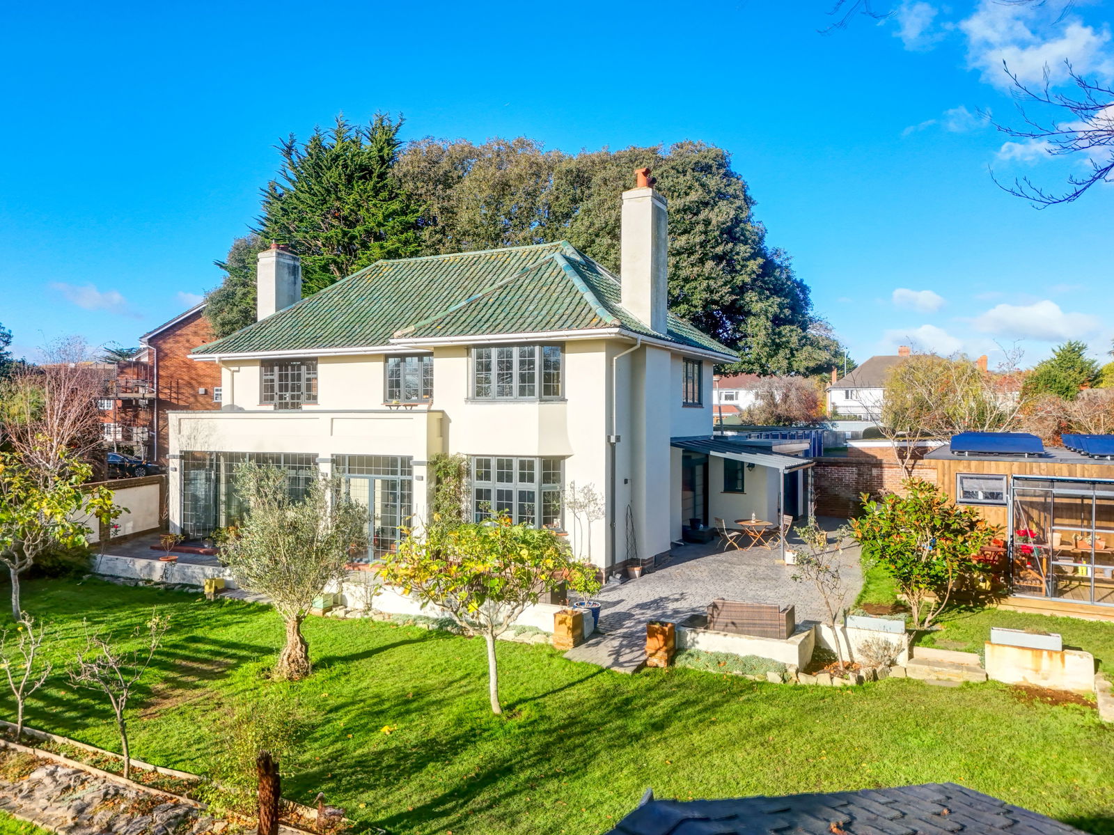 4 bedroom detached house for sale 0