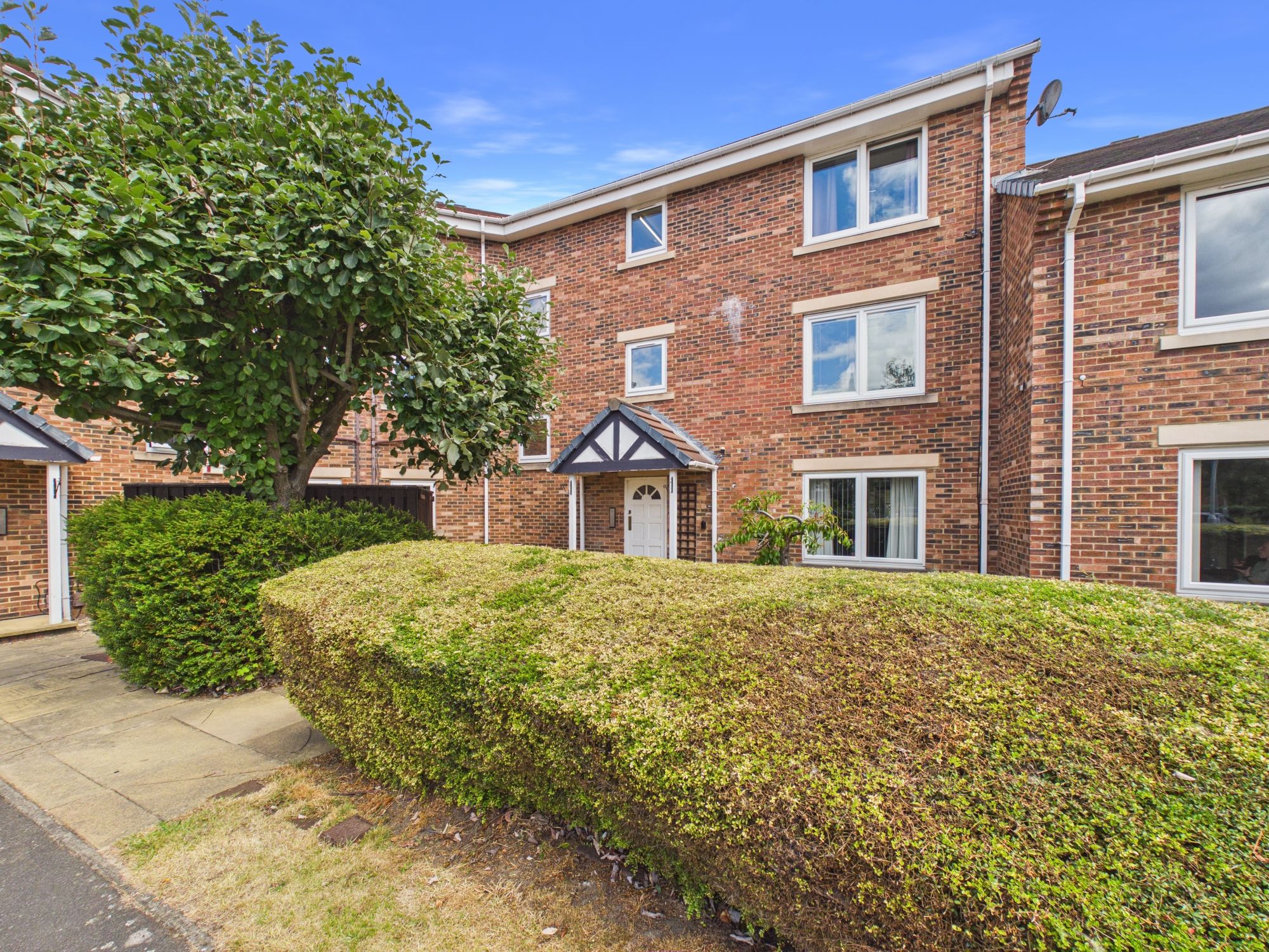32 Cartmel Park, Gateshead photo 2