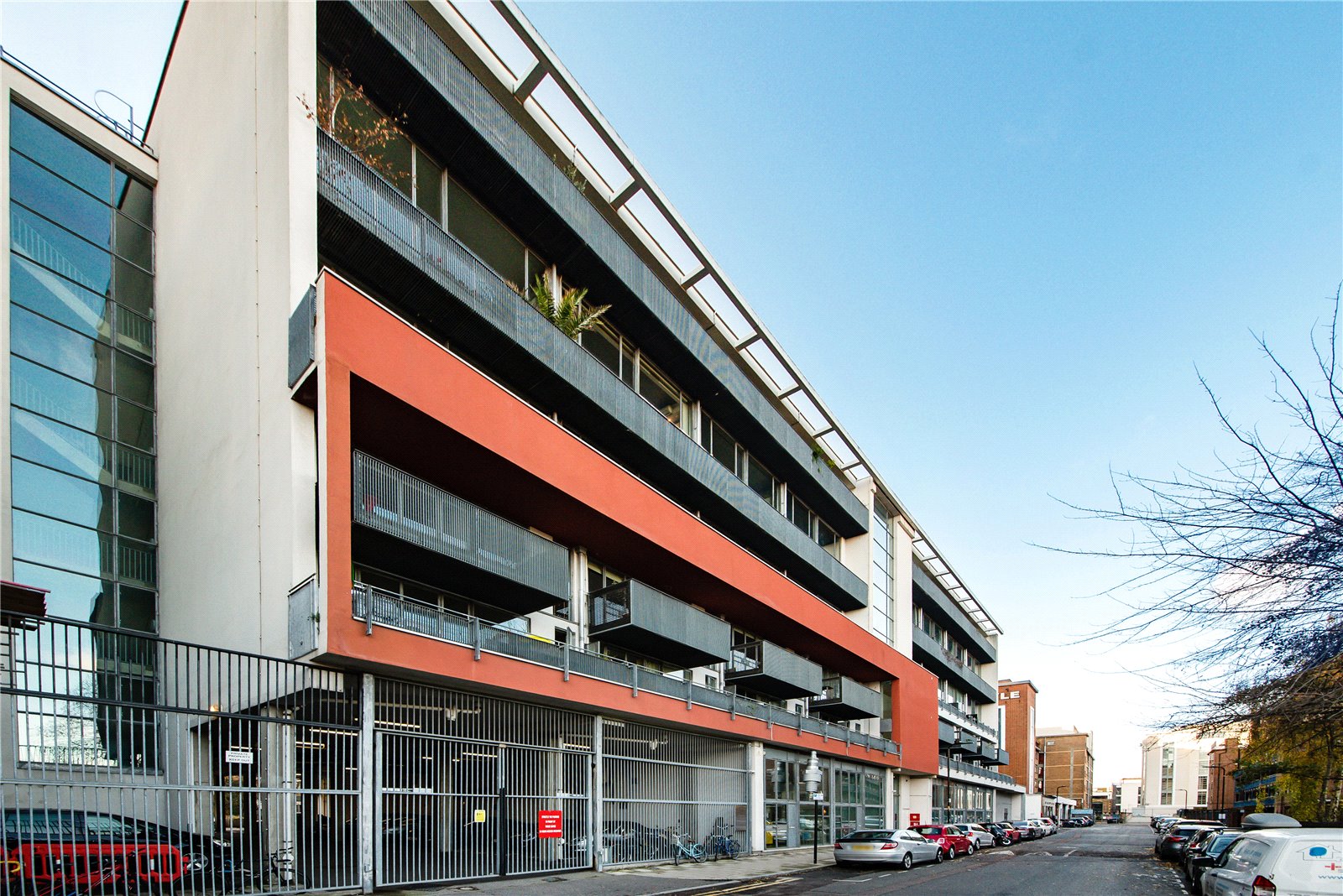 2 bedroom flat for sale 0