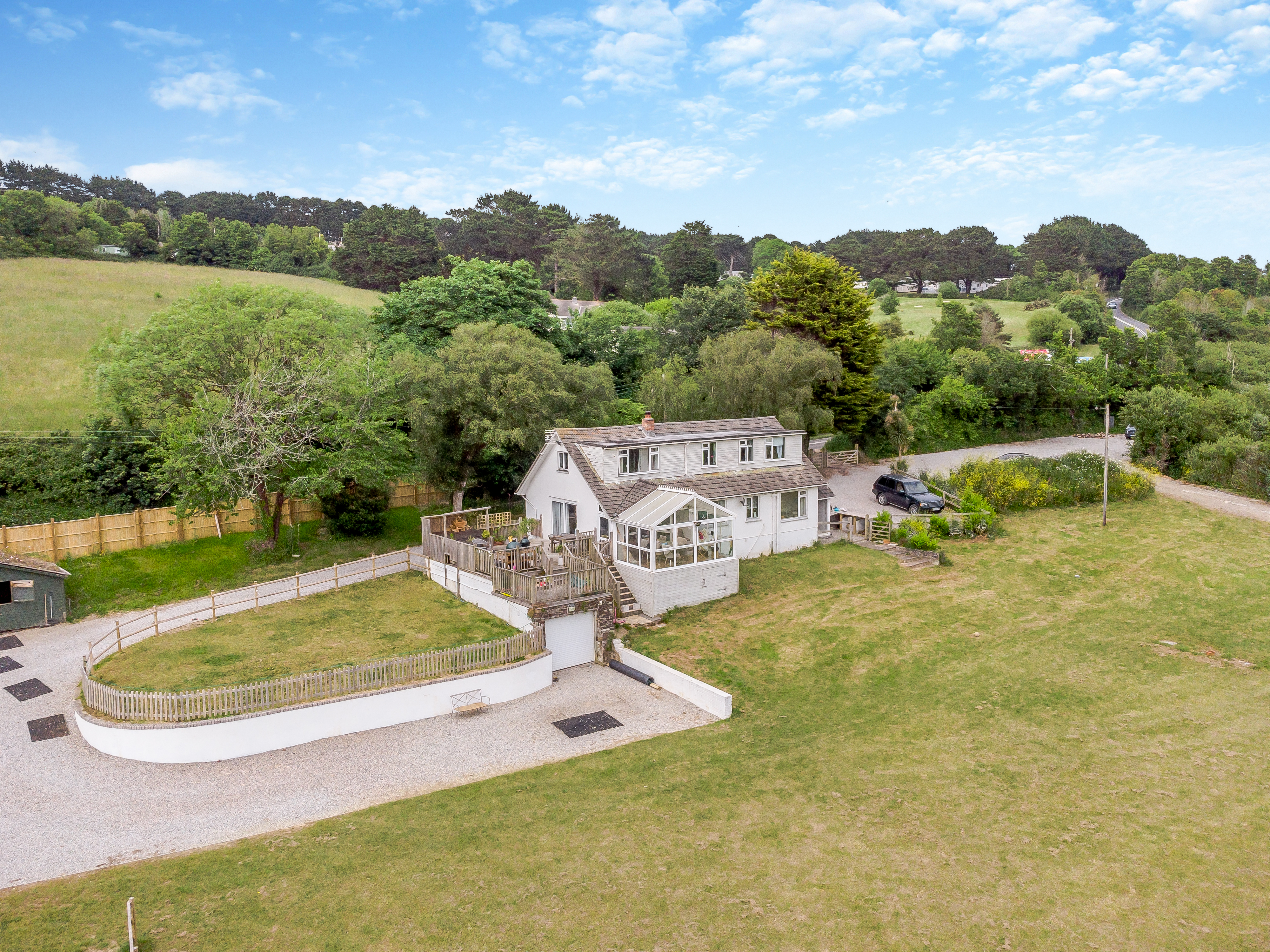 4 bedroom detached house for sale 0