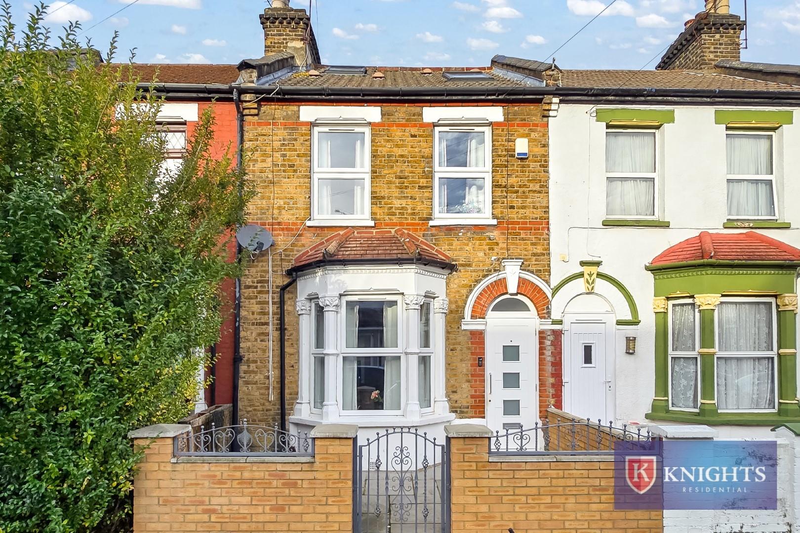 3-bed house on 18, Hendon Road, London, £460,000