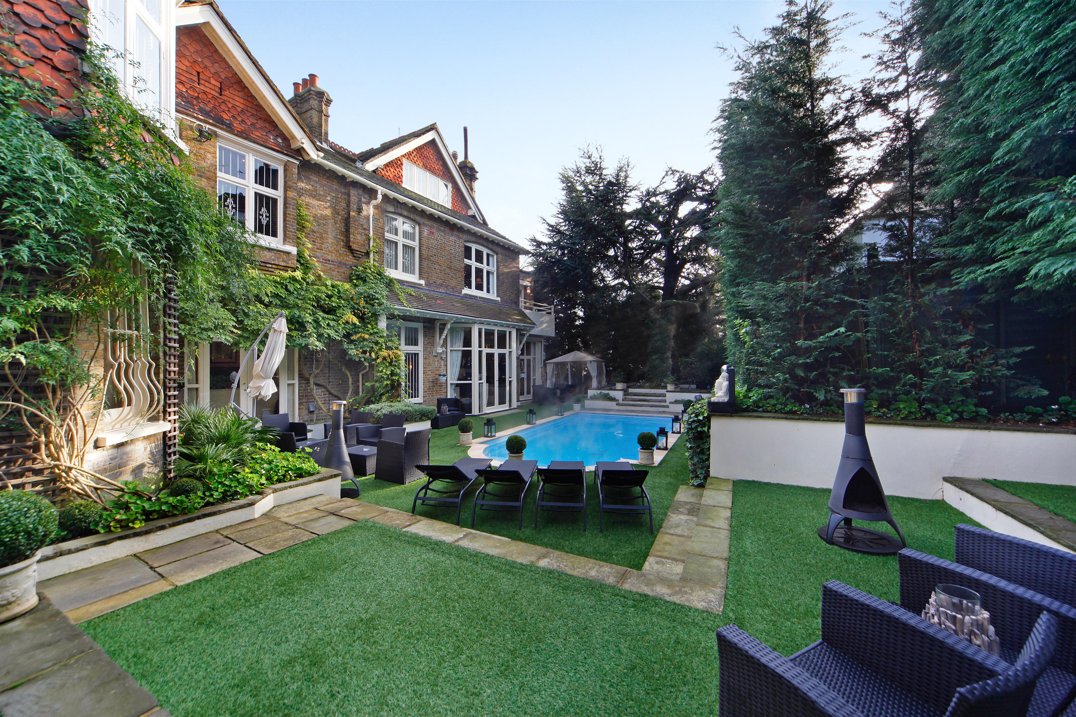 7 Bedrooms  to rent in Frognal, London NW3