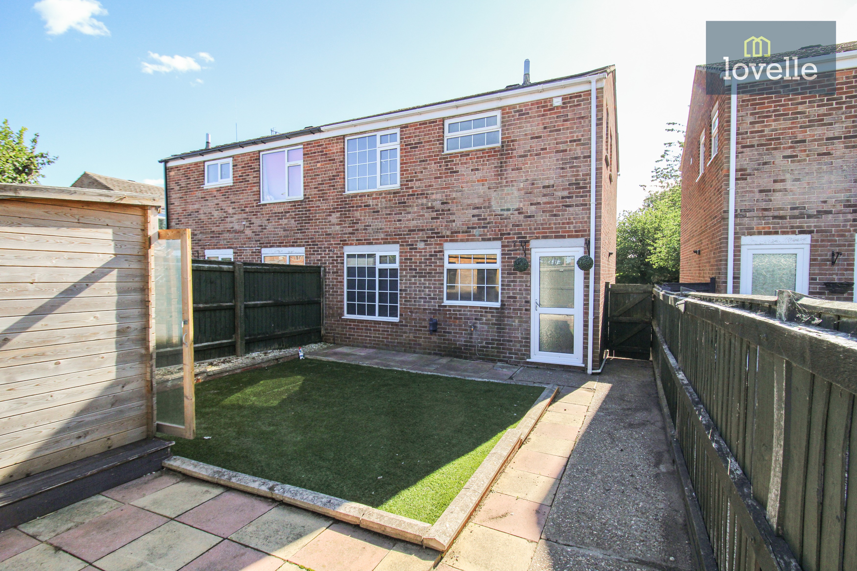 3-bed house on 26, Beverley Close, Holton-le-Clay, £139,950