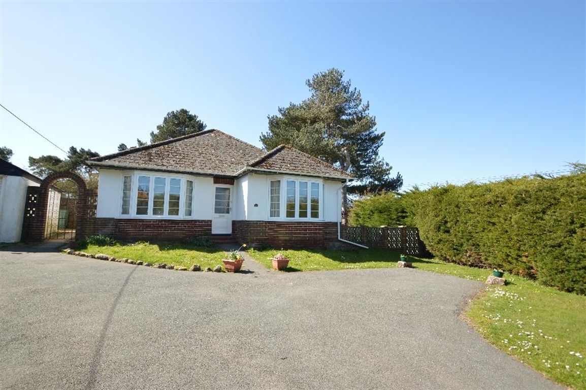 Free property report 21 Newnham Lane, Binstead, PO33 4ED Chimnie