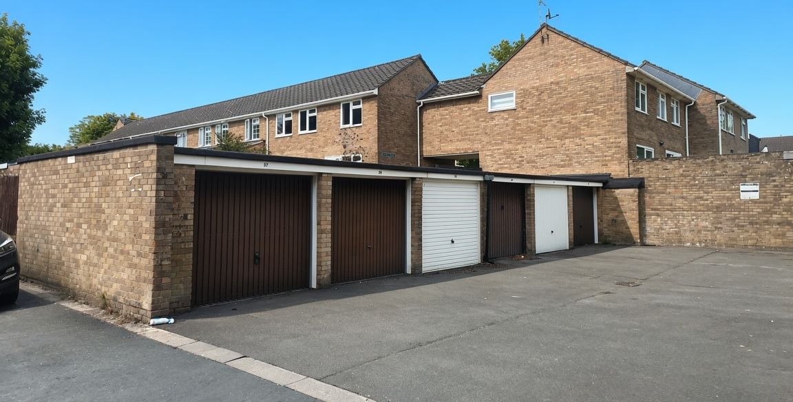 Garages G44, G45, G47 & G48 at, Hobbs Square, Andover photo 4