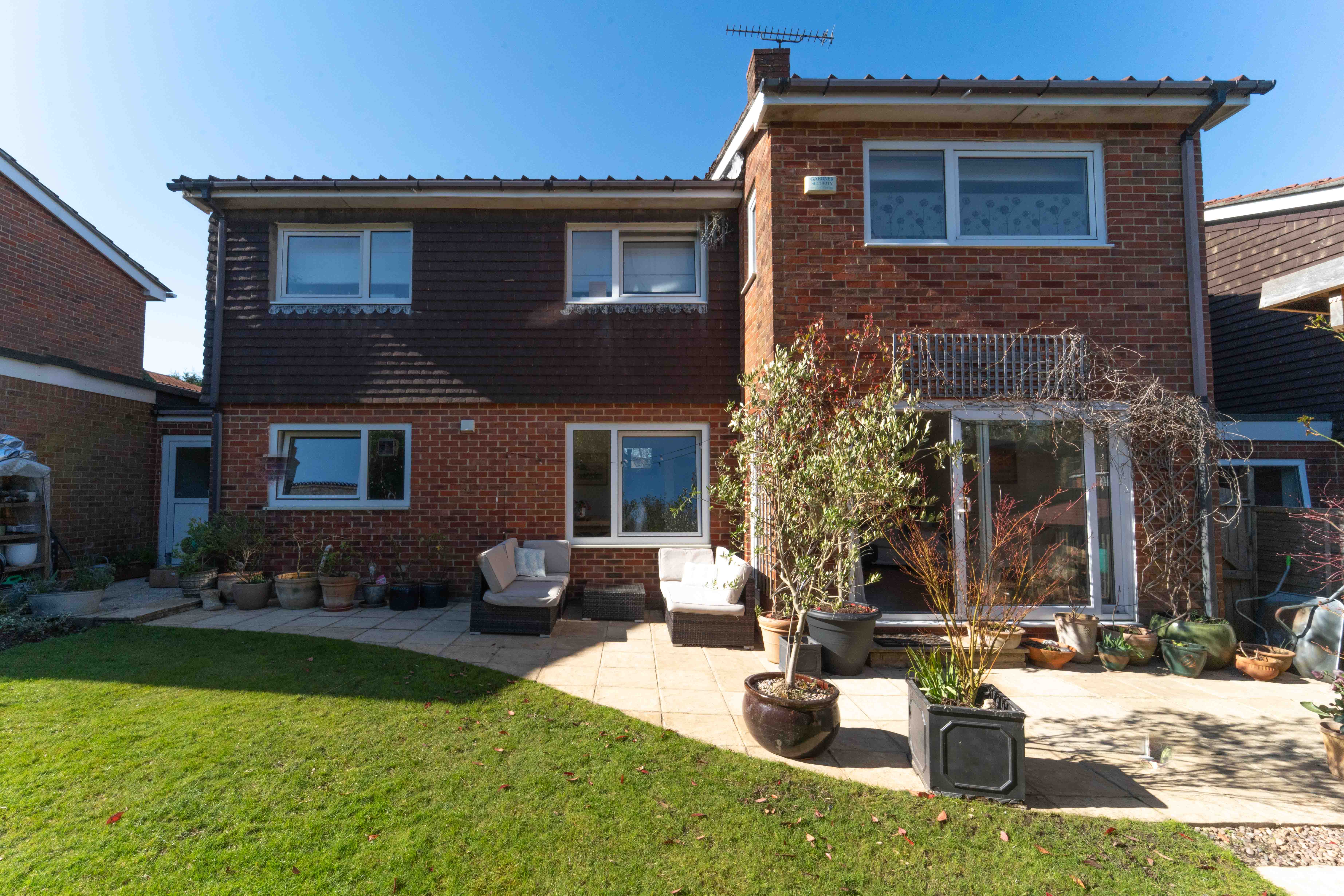 5, Hill Brow Close, Rowlands Castle photo 2