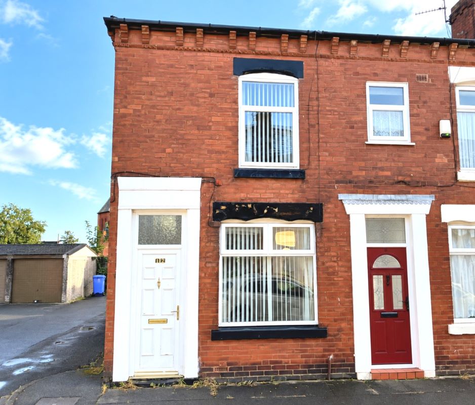 2 bed end terrace house for sale