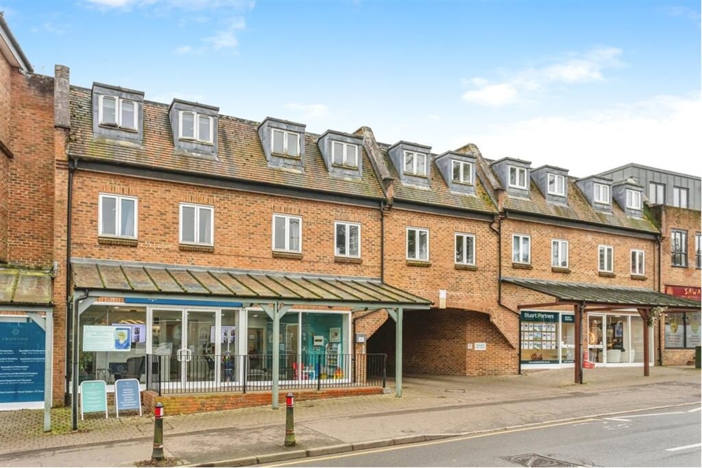 Flat 2, Adastra Place, 38, Keymer Road, HASSOCKS photo 2