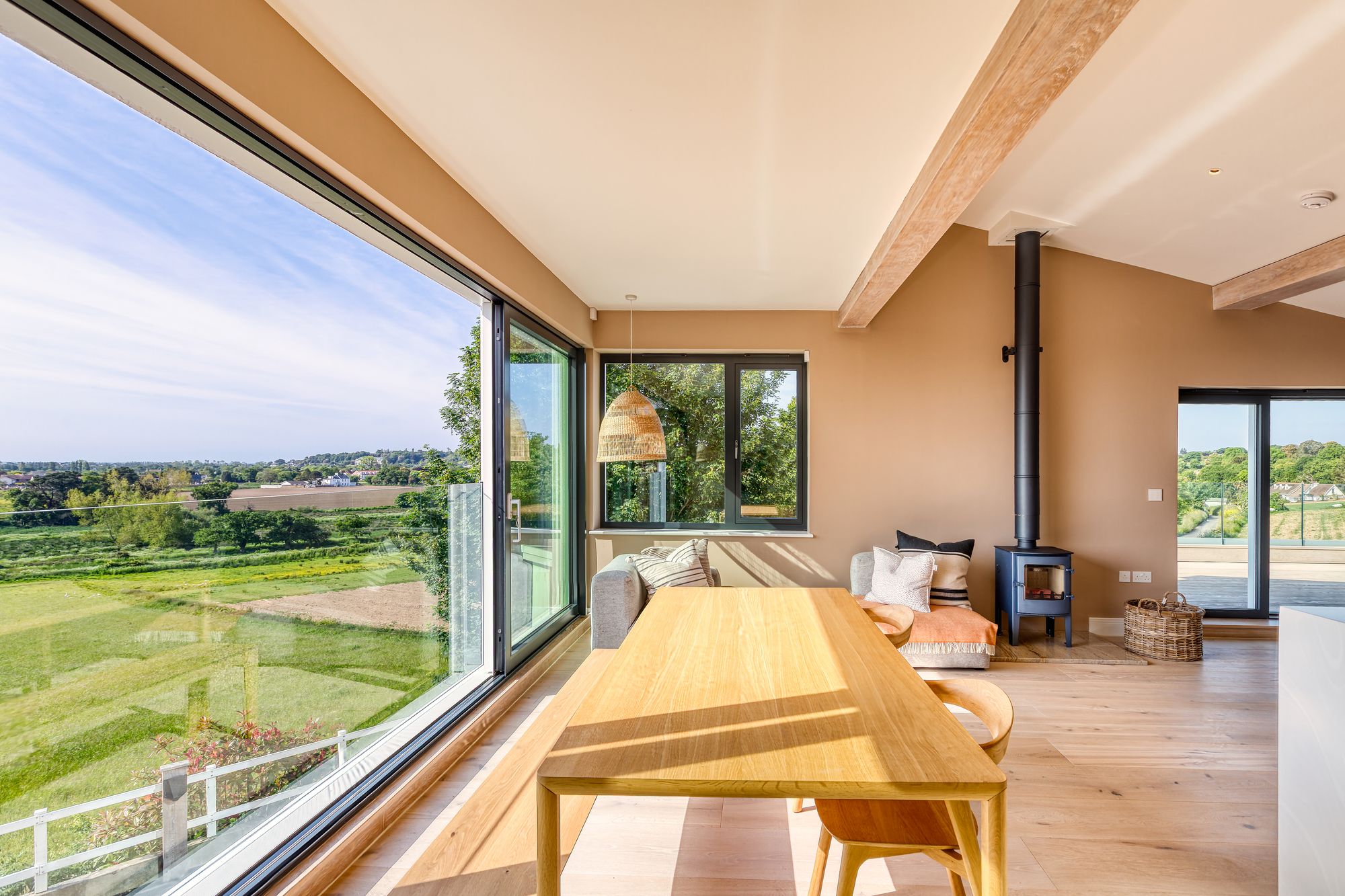 3 bedroom semi-detached house for sale 0