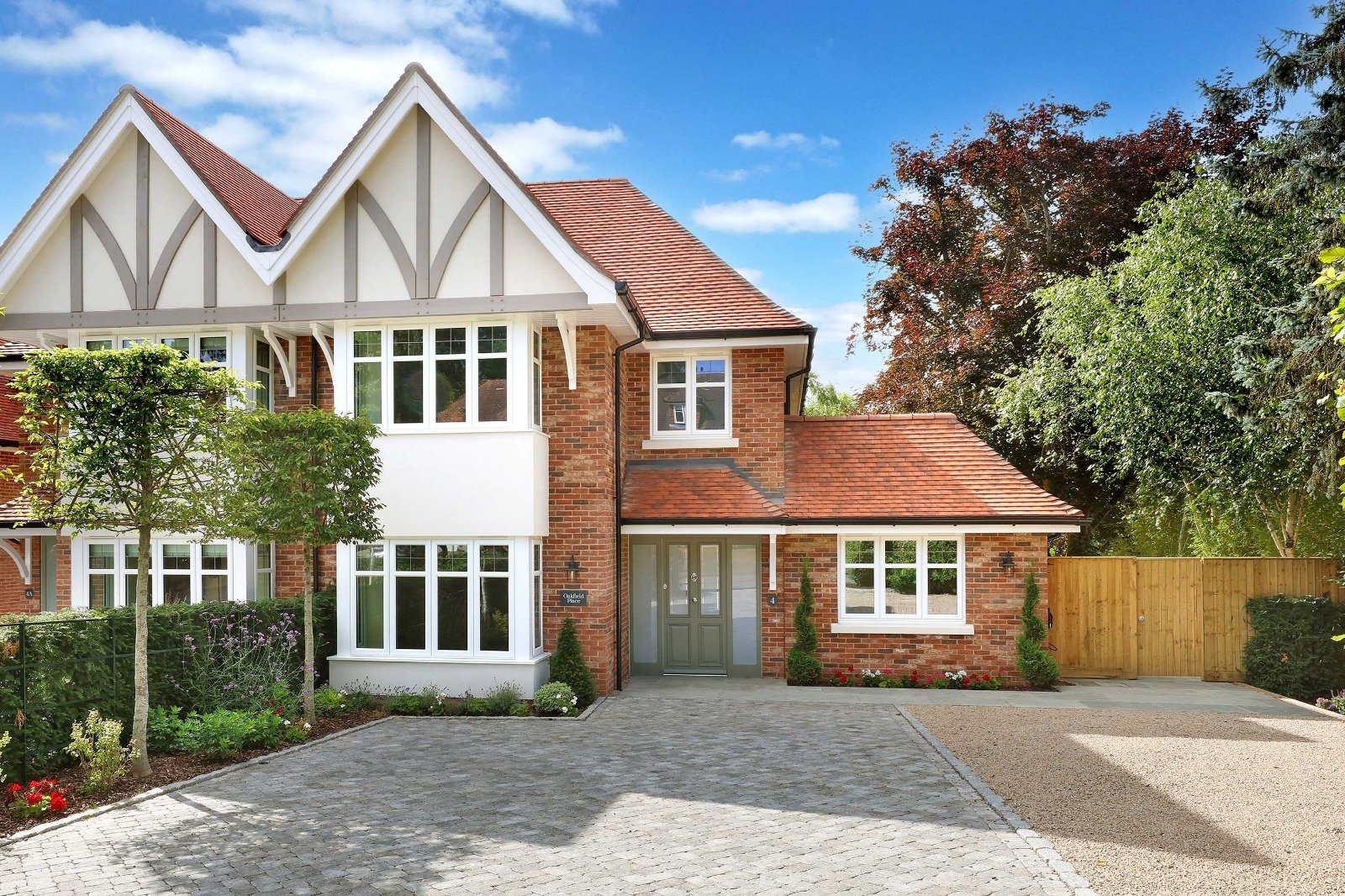 3 bedroom semi-detached new house for sale 0