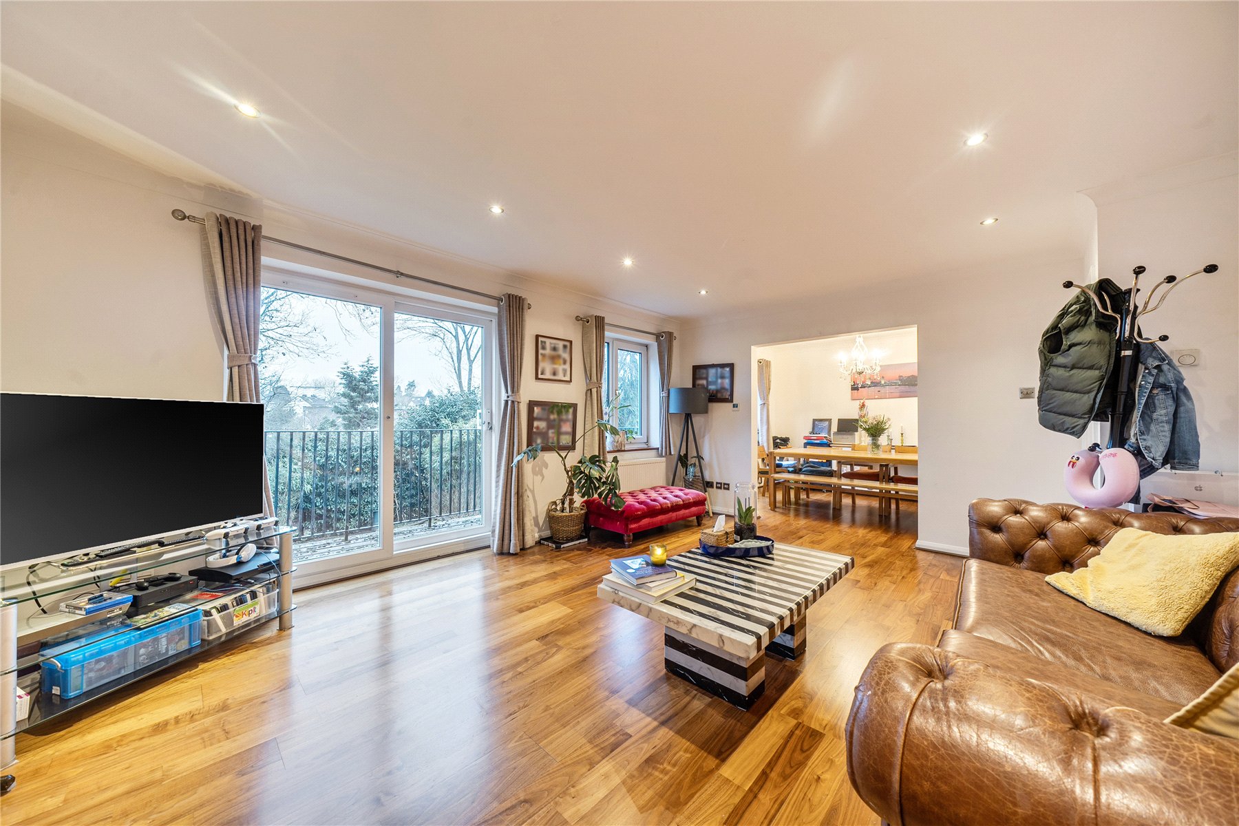4 bedroom detached house for sale 0