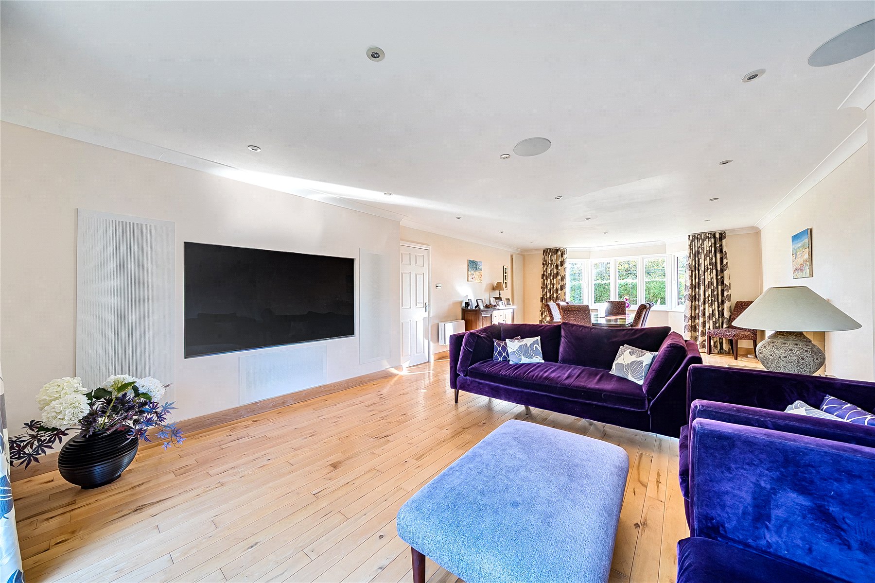 5 bedroom detached house for sale 0