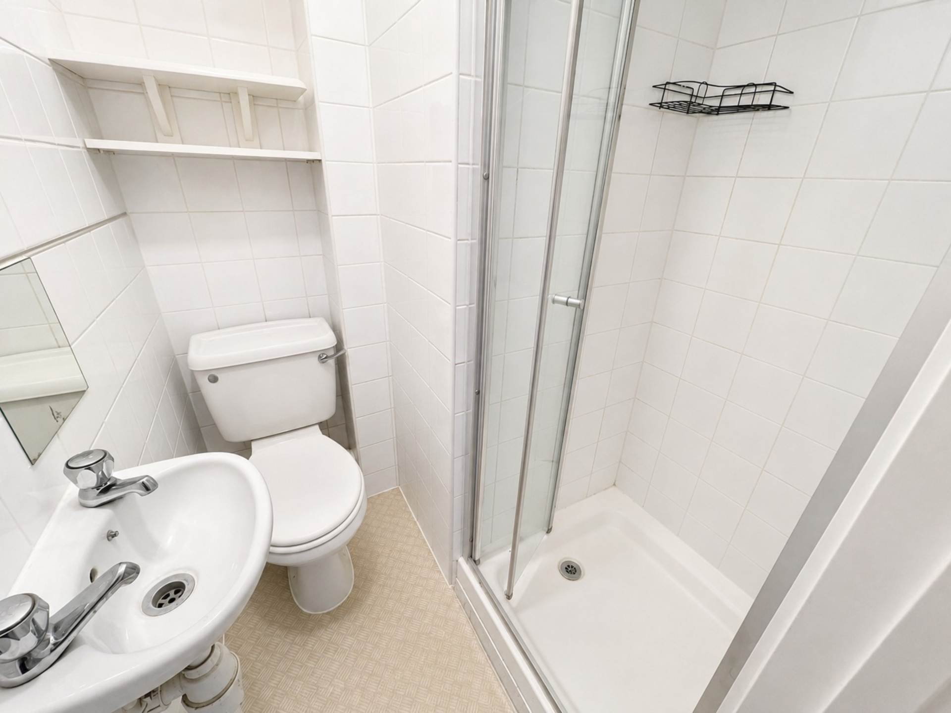 Flat 5, High Town Road, Luton photo 4