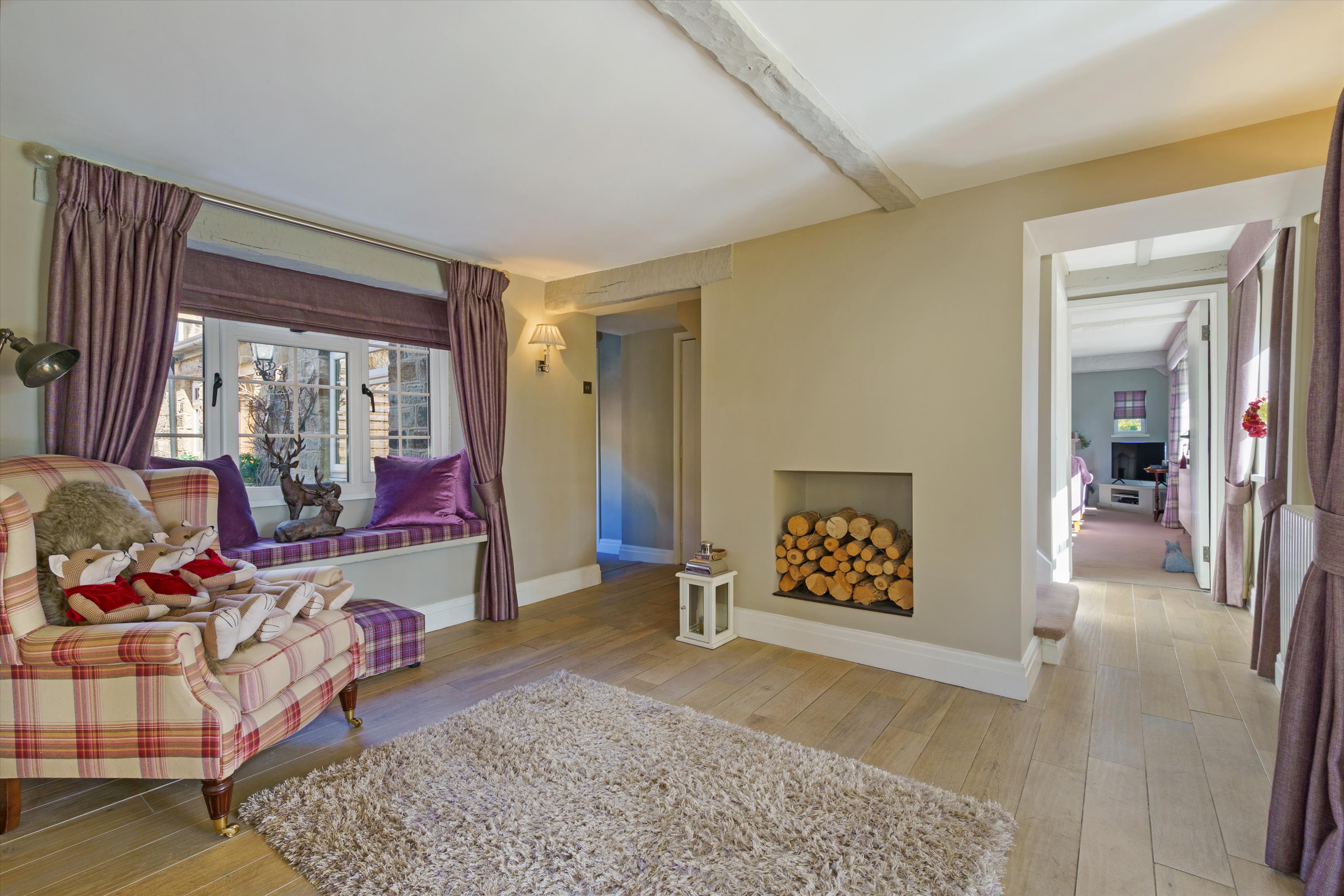 4 bedroom detached house for sale 0