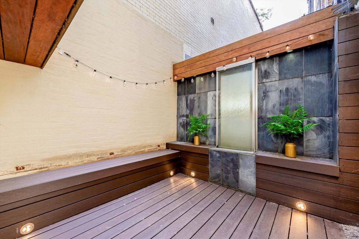 2 bedroom flat for sale 0