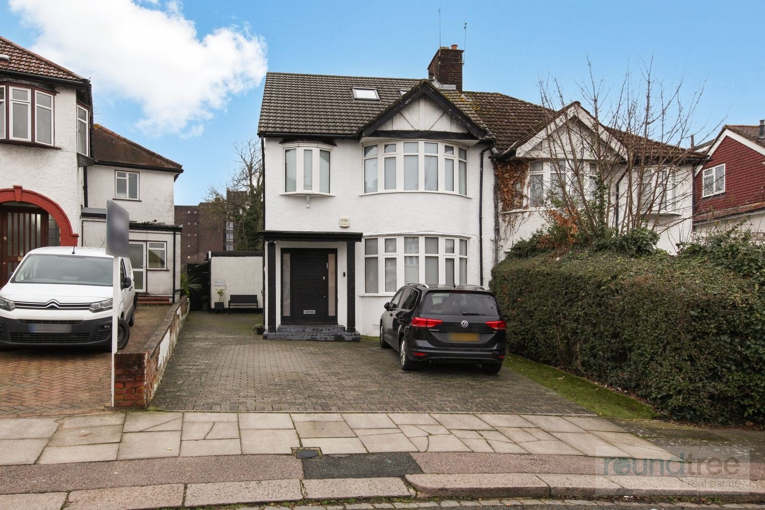 5 bedroom semi-detached house for sale 0
