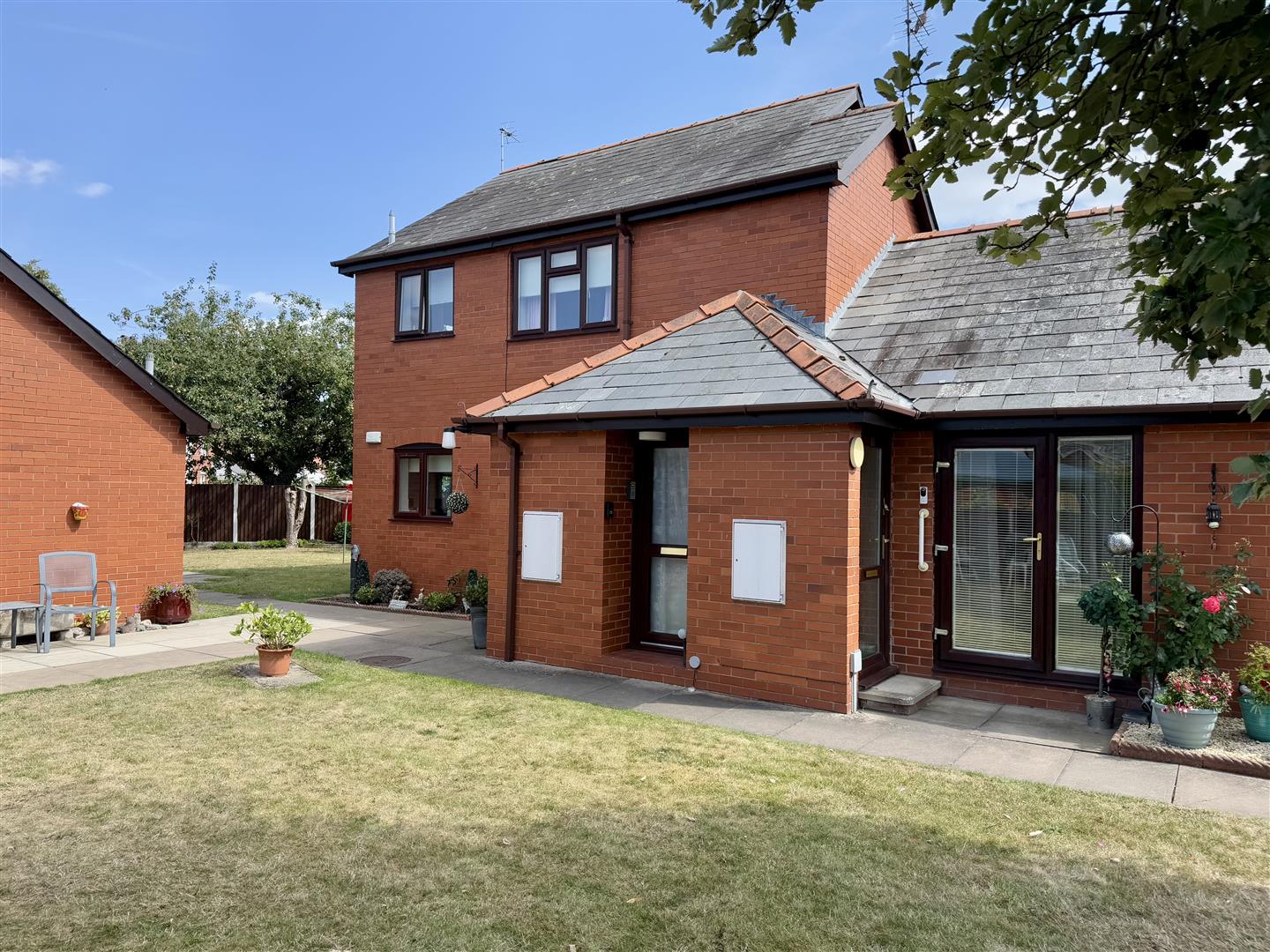 1-bed flat on 7 St Marys Court, Grandstand Road, Hereford, £119,950