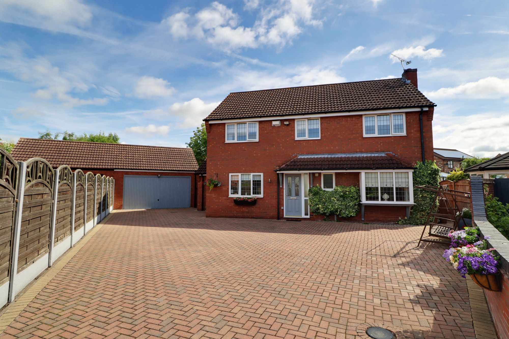 2 Byre Court, Westwoodside, Doncaster, DN9 2LQ - listing photo