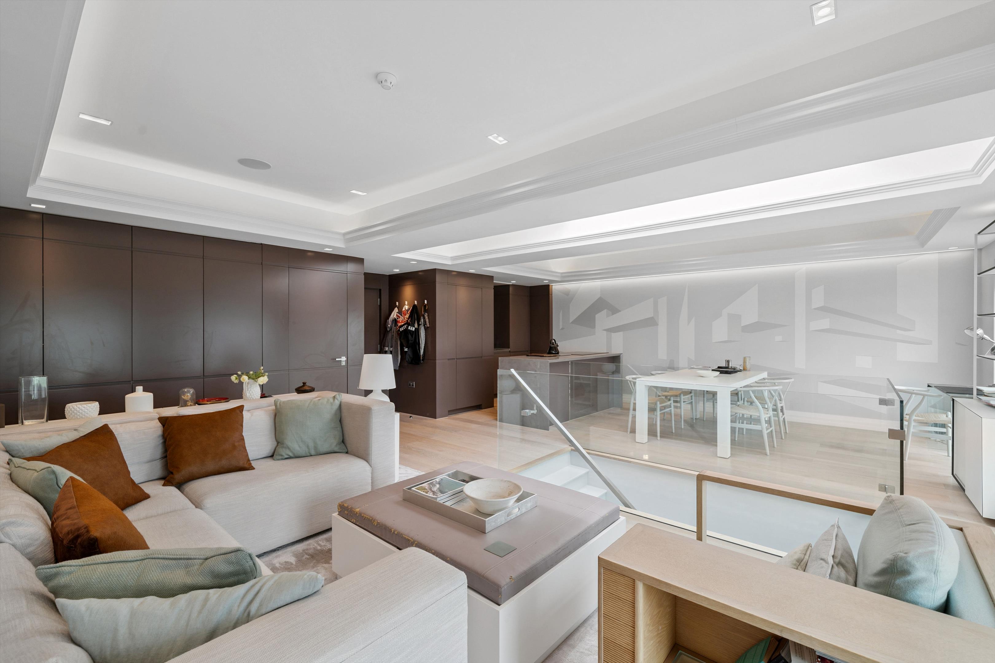 2 bedroom flat for sale 0