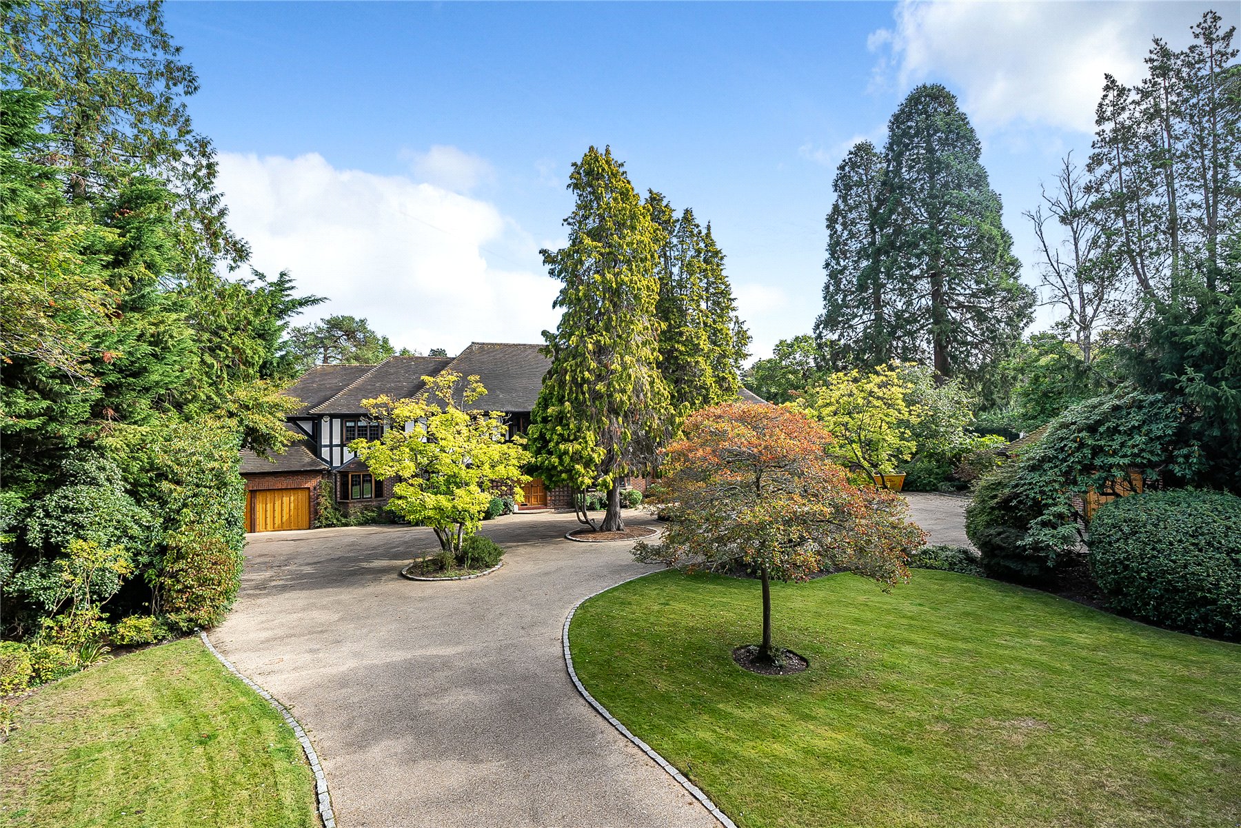 7 bedroom detached house for sale 0