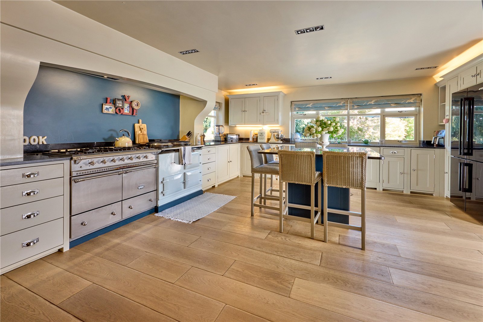 4 bedroom equestrian property for sale 0
