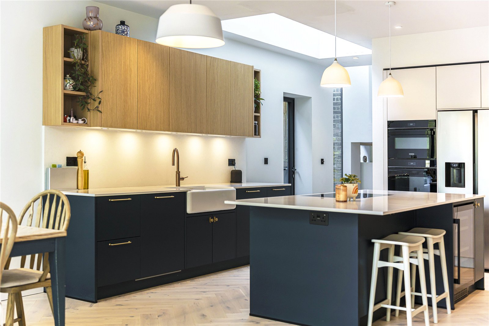 5 bedroom semi-detached house for sale 0