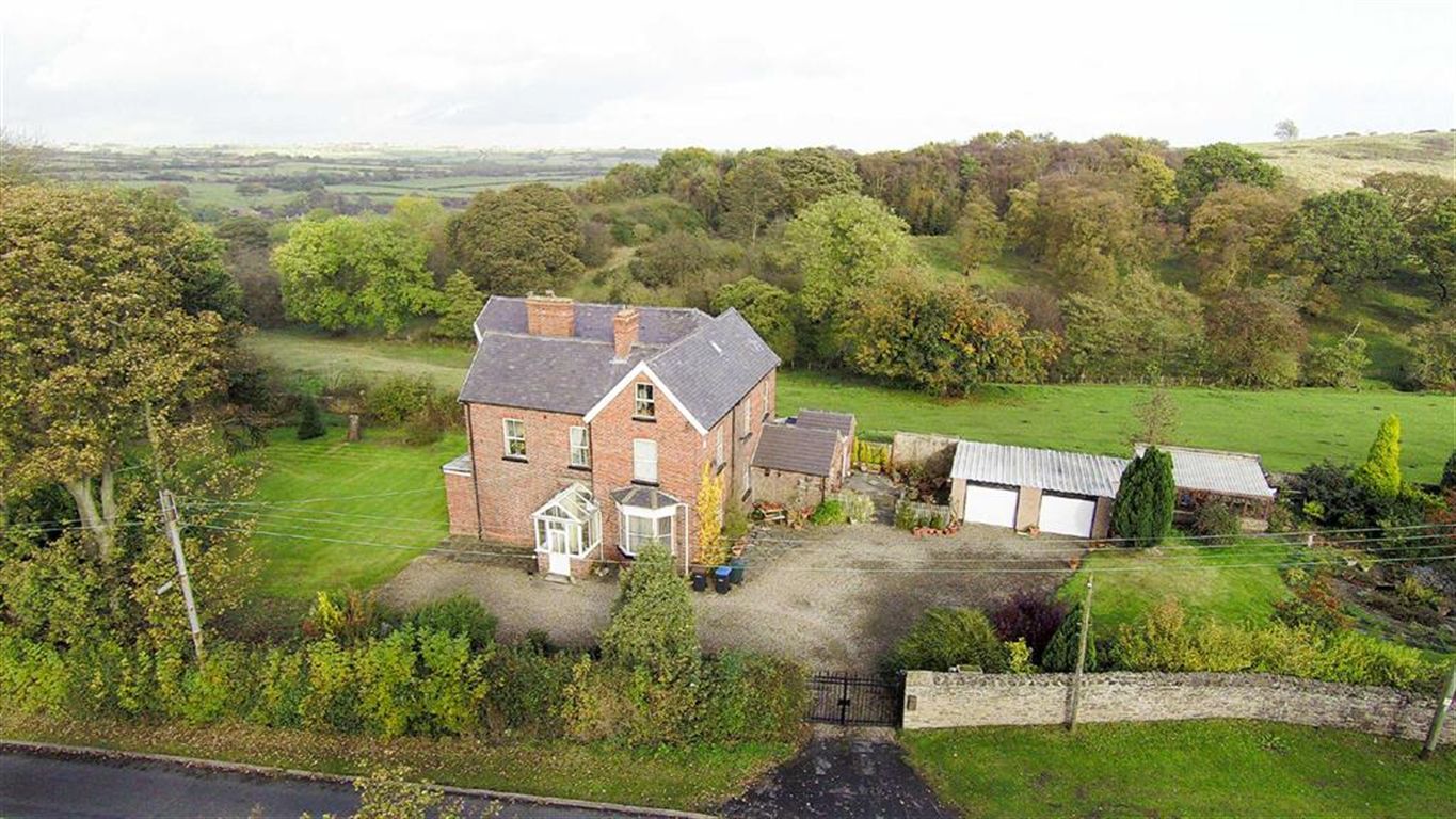 1 bed Detached Hall