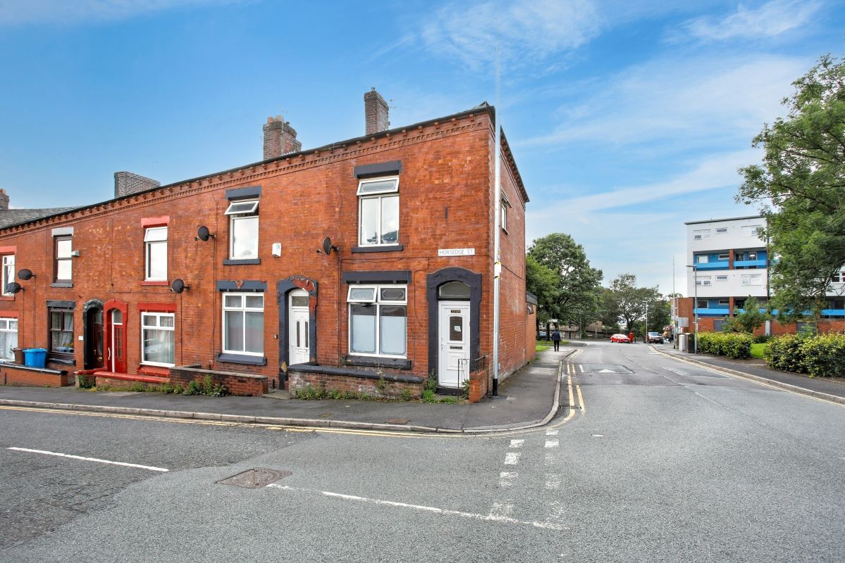 239, Horsedge Street, Oldham photo 3