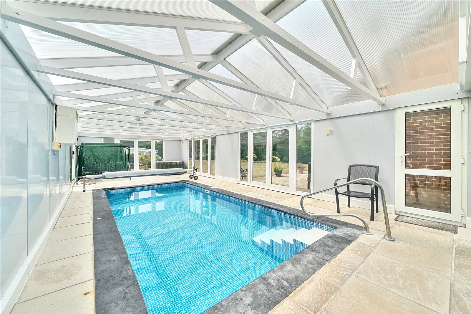 8 bedroom detached house for sale 0