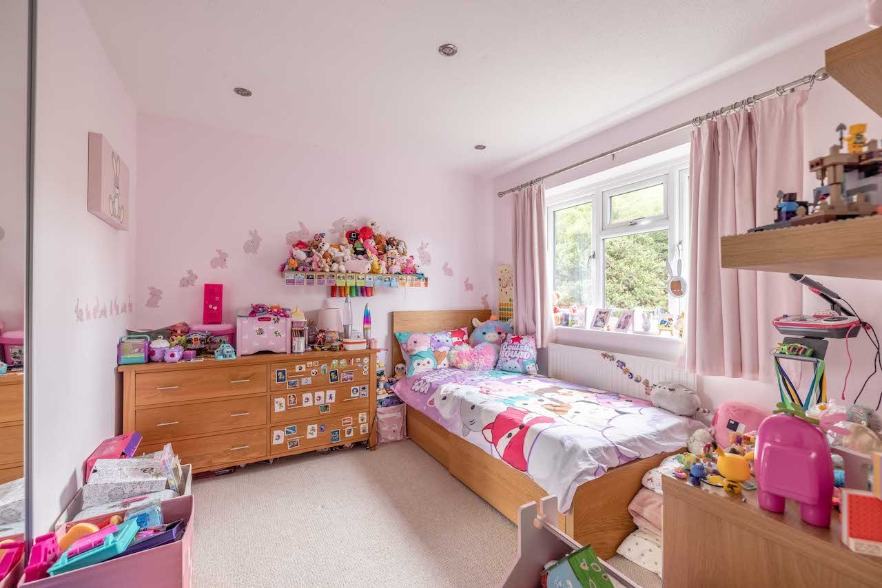 Photos of Lowbrook Drive, Maidenhead SL6 66886310 PrimeLocation