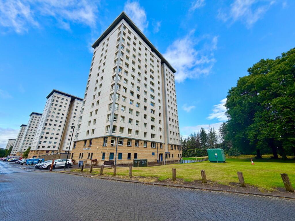 1/1 Symon Tower , Callendar Park, Falkirk, Falkirk photo 2