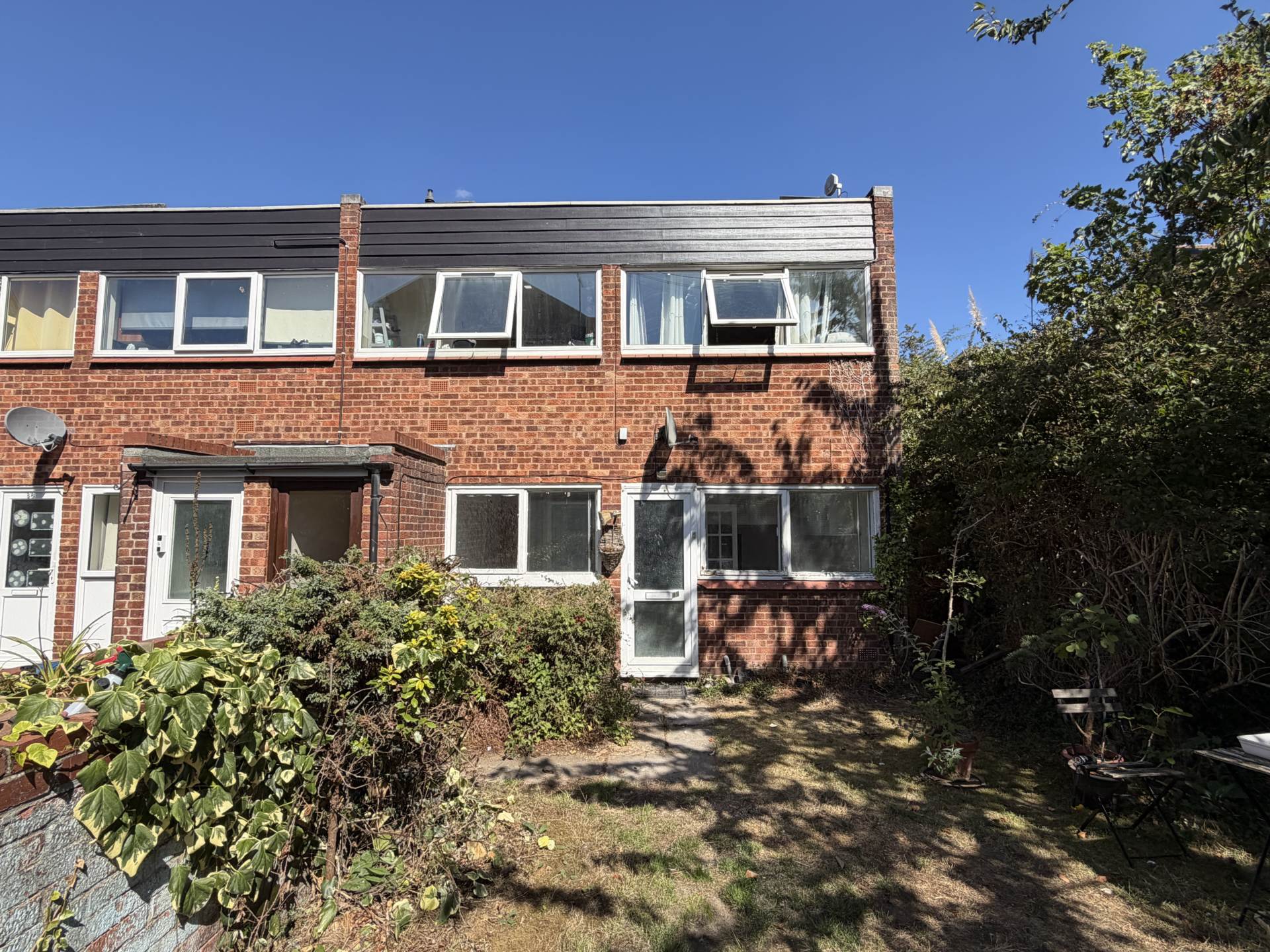 89, Templemere, Norwich photo 2