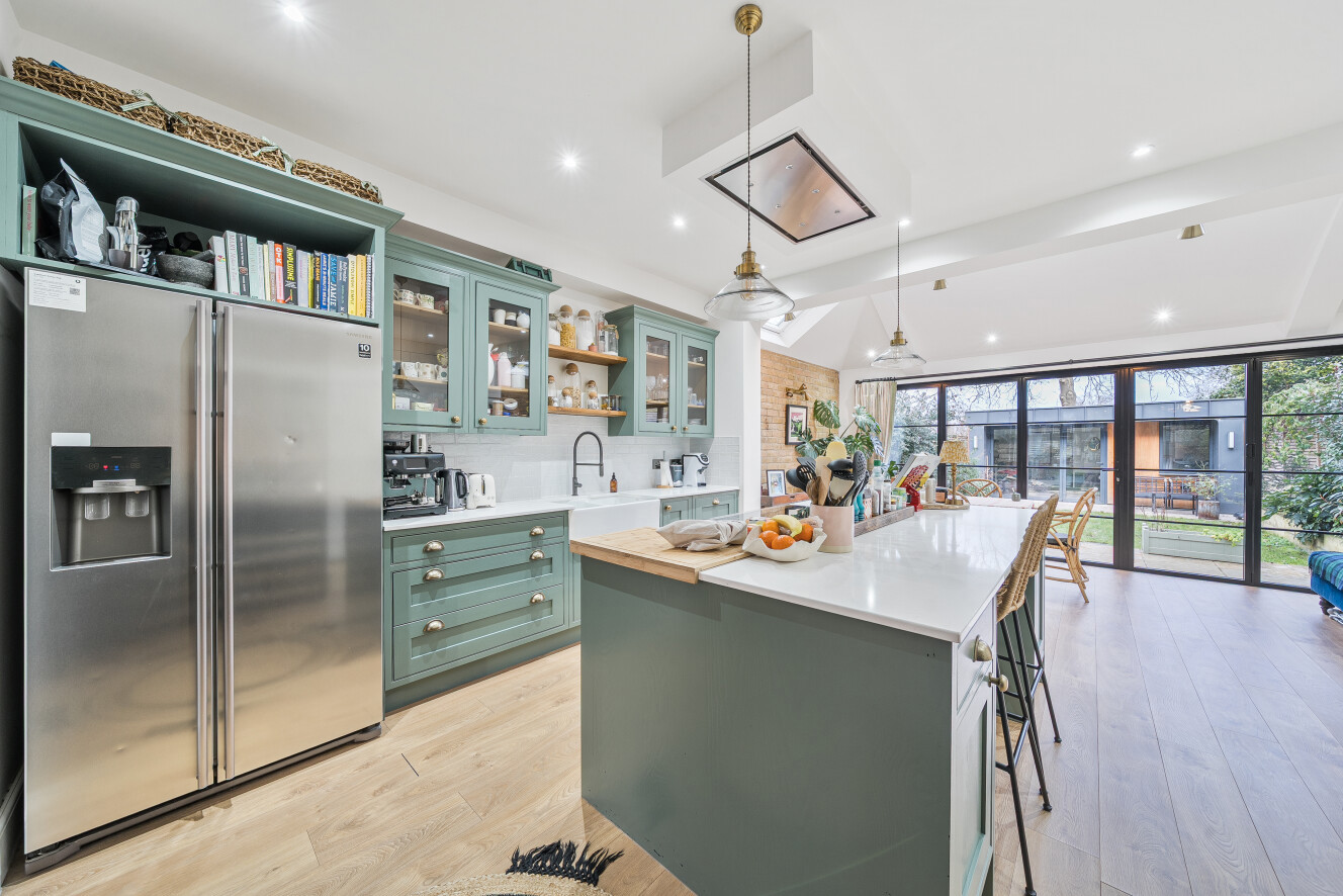 4 bedroom terraced house for sale 0