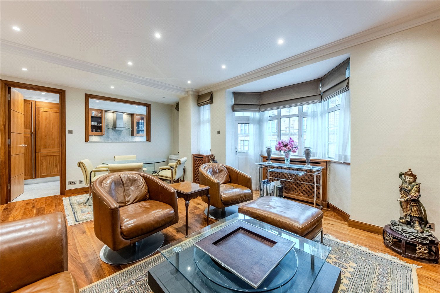 2 bedroom flat for sale 0