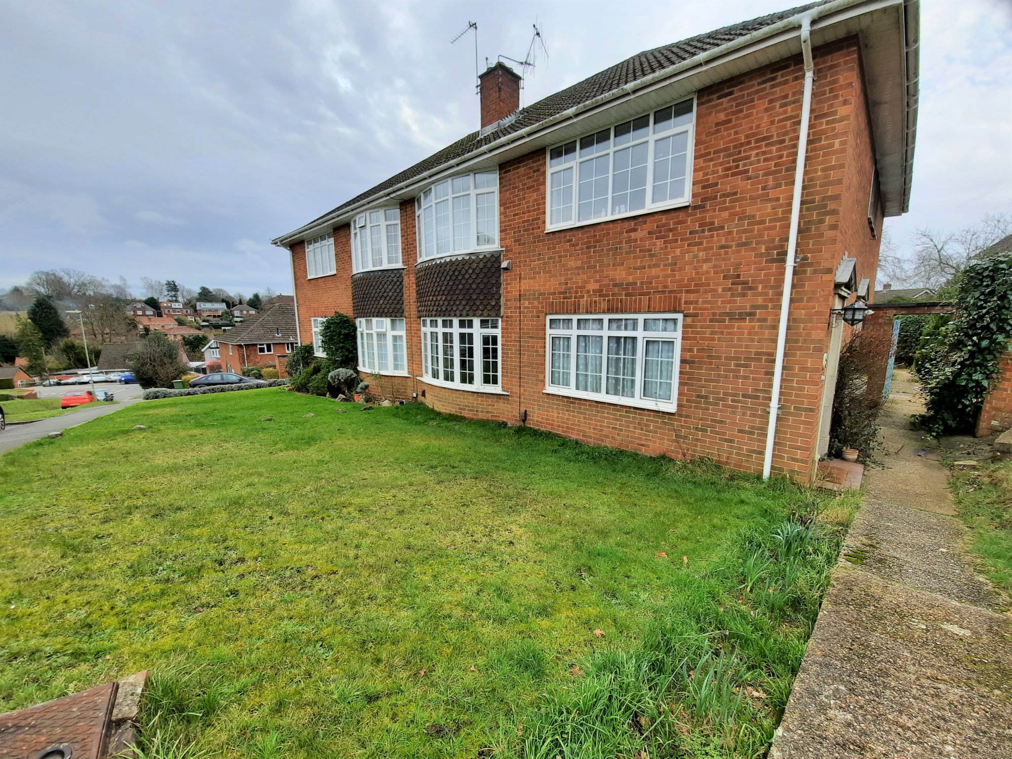 Free property report 7 Kingsfield, Bursledon, SO31 8EN Chimnie
