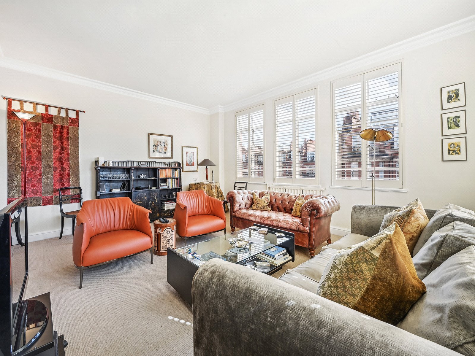 3 bedroom flat for sale 0