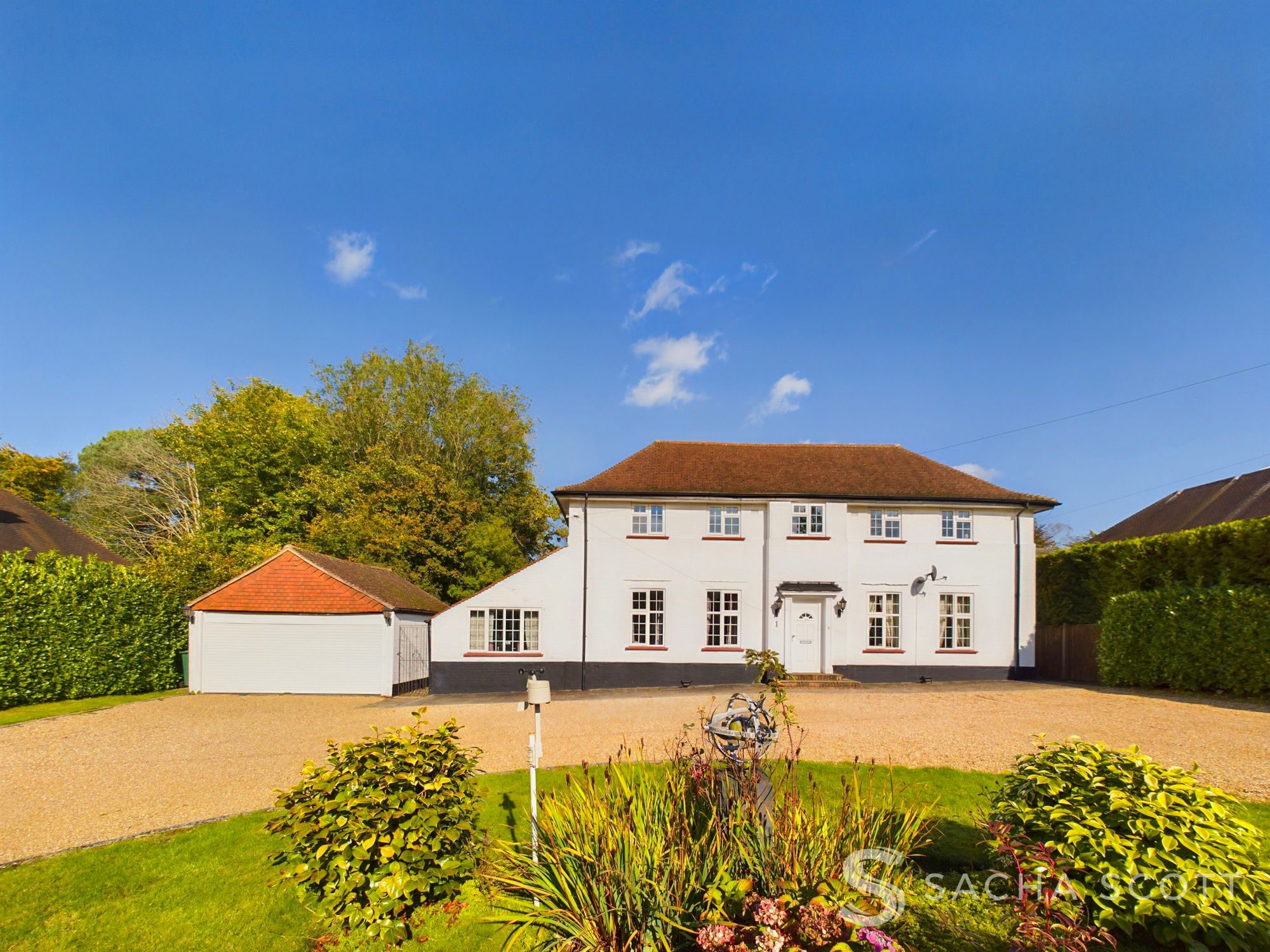 4 bedroom flat for sale 0