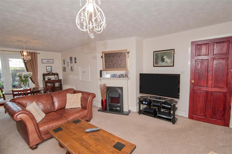 Free property report 187 Lovell Gardens, Watton, IP25 6UH - Chimnie