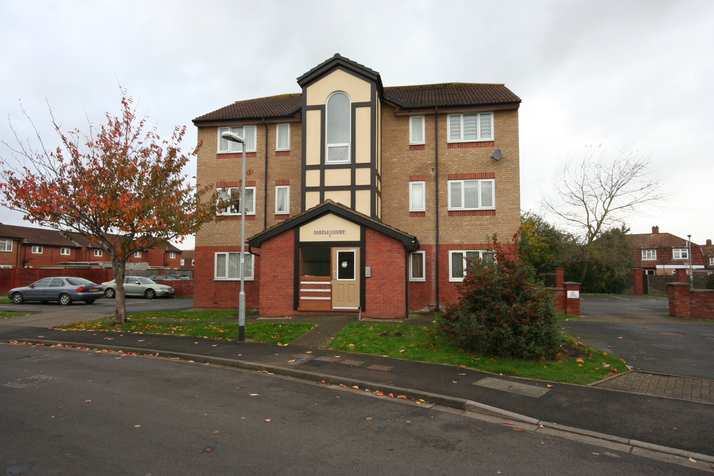 31, Flat 31, Thompson Close photo 3